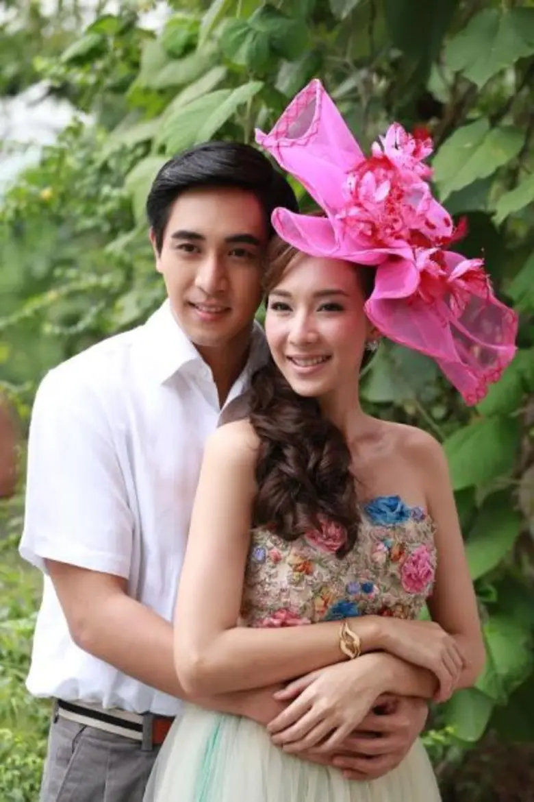 รายการโต๊ะข่าวบันเทิง : เวลา 10.00 น. พบก...