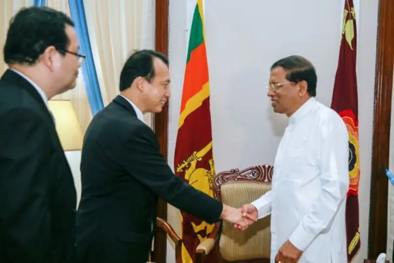 ฯพณฯ นพพร อัจฉริยวนิช (ที่ 2 จากซ้าย) เอก...