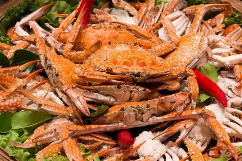 มาอร่อยฟินไปกับเมนูปูม้านานาชนิด ที่ห้องอ...