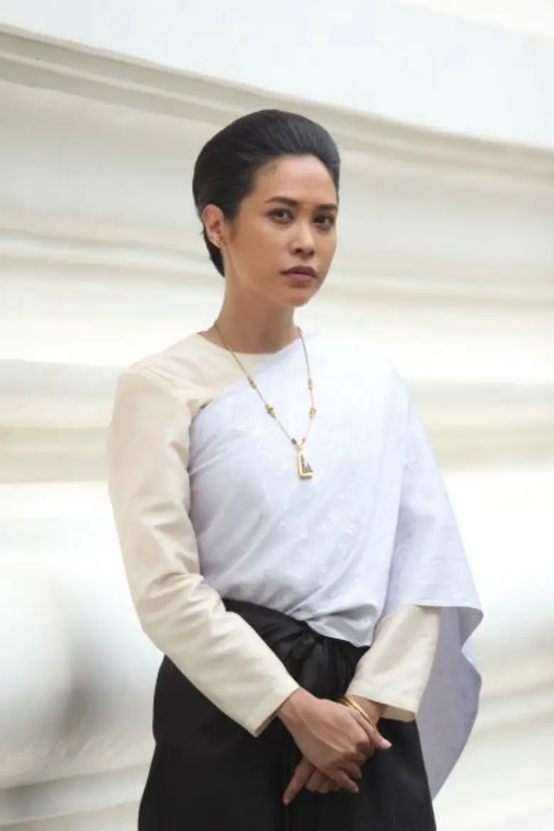 เรียกว่าเคยสร้างตำนานว่า เป็นแม่นากที่หลอ...