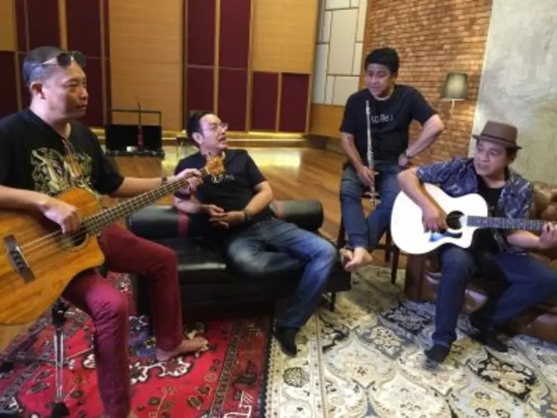 รายการ "ที่นี่หมอชิต" อาทิตย์นี้ พิธีกร ด...