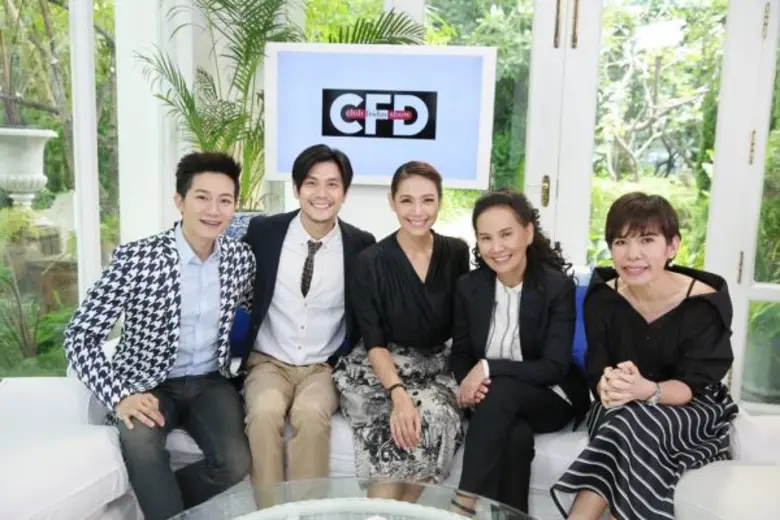 รายการ "คลับ ฟรายเดย์ โชว์ based on celeb...