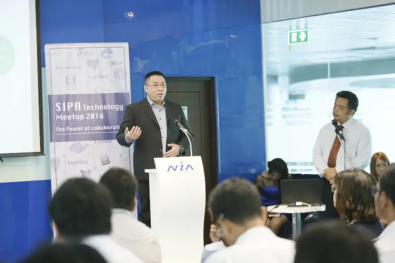 SIPA Tech Meetup #5 : From Infrastructure to Application