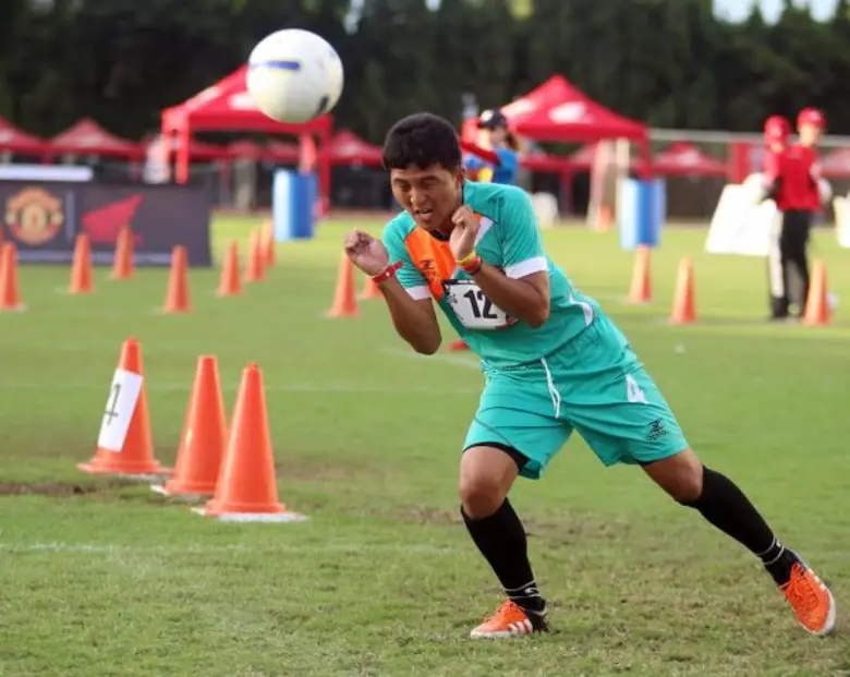 "บ้านบึง" จุดพลังฝันสำเร็จประเดิมแชมป์ “สพฐ.-เอ.พี.ฮอนด้า เรด แชมเปี้ยน แข่งขันทักษะฟุตบอลชิงแชมป์ไปอังกฤษปี 6" คว้าโควตาอบรมฝีเท้าถึงถิ่น "ปิศาจแดง" ทีมแรก