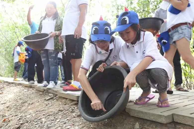 GODJI Fan Club no.19 ตอนคาราวานครอบครัวสุ...