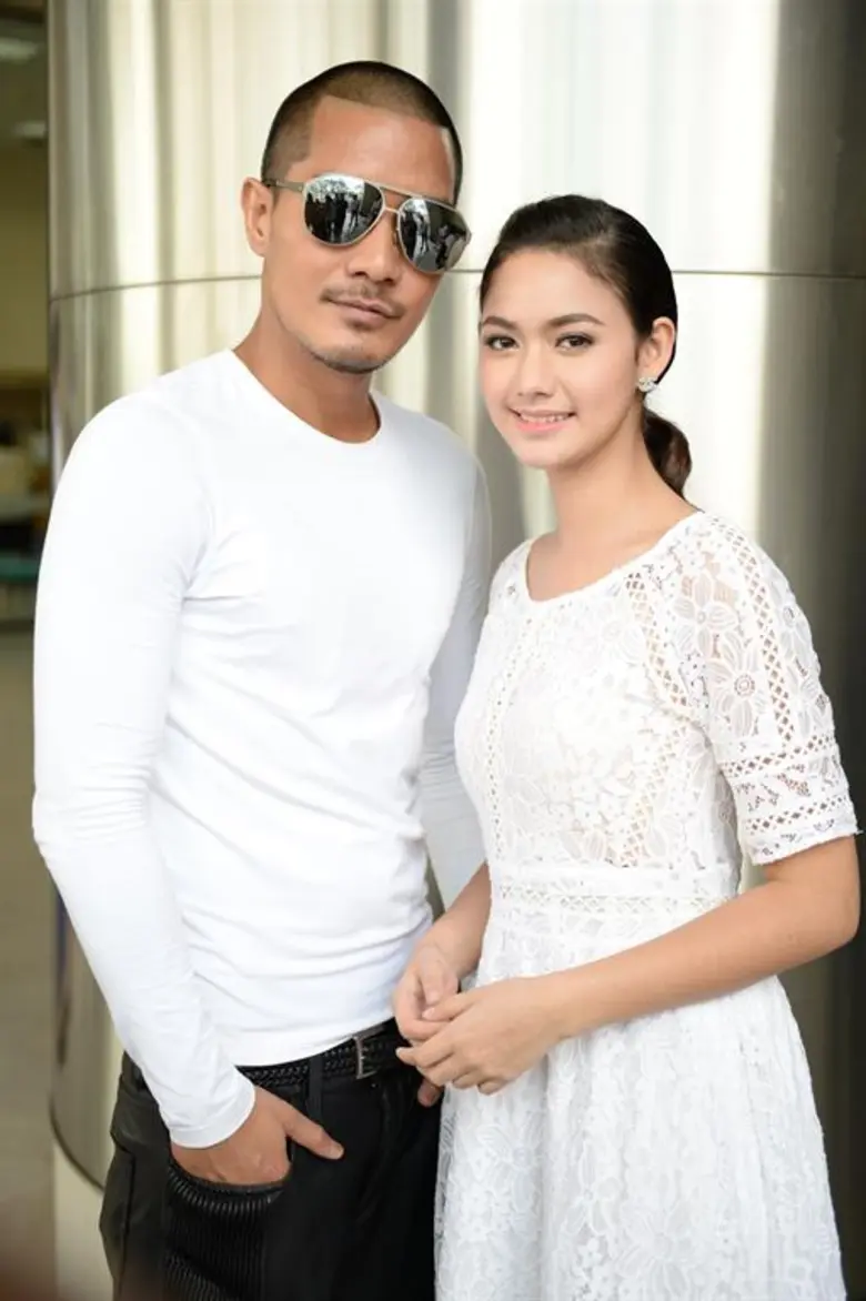 เป็นนักแสดงหน้าใหม่ที่น่าจับตาสำหรับสาวน้...