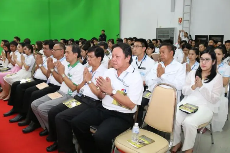 ช่อง 7 สี ร่วมสวดมนต์ถวายพระพร ในกิจกรรม “7 สี รวมใจ ถวายพระพรชัยมงคล พระบาทสมเด็จพระเจ้าอยู่หัว และ สมเด็จพระนางเจ้าฯ พระบรมราชินีนาถ”