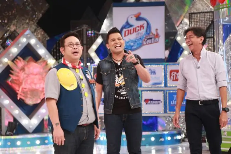 กลับมาอีกครั้งกับเงาเสียง "บ่าววี อาร์สยา...