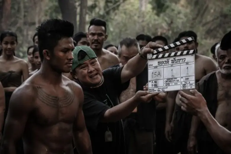 "สหมงคลฟิล์ม อินเตอร์เนชั่นแนล" และ "บิณฑ...