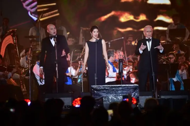 ยิ่งใหญ่ตระการตา “มหานคร” ฉลองตึกสูงสุดในประเทศไทย เนรมิต แสง สี สุดอลังการ ผสานโอเปร่าโชว์จากศิลปินระดับโลก