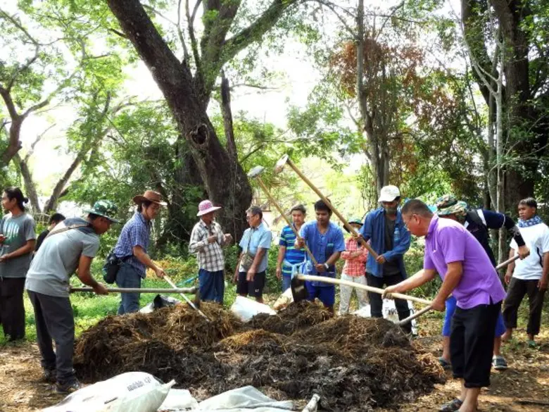 สวนสามพราน & มูลนิธิสังคมสุขใจ ปลุกพลังเชื่อมั่นวิถีอินทรีย์ พาพนักงาน และเกษตรกร ลงพื้นที่เรียนลัดจากคนต้นแบบ