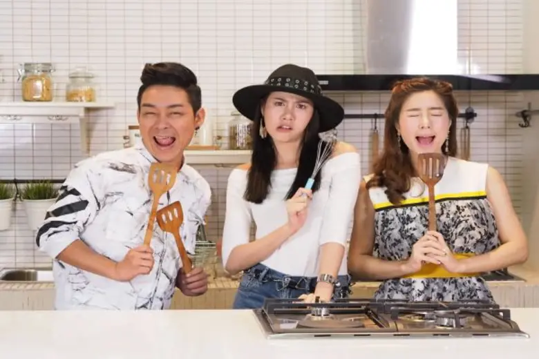 ทีวีไกด์: รายการ “ครัวฮา พาชิม” ออกอากาศวันเสาร์ที่ 3 กันยายน 2559 ทางช่อง 9 MCOT HDและโมเดิร์นไนน์ทีวี เวลา11.00-11.30 น.