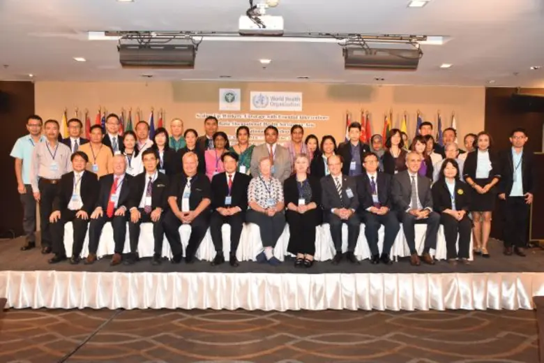 นพ.อำนวย กาจีนะ อธิบดีกรมควบคุมโรค เป็นปร...