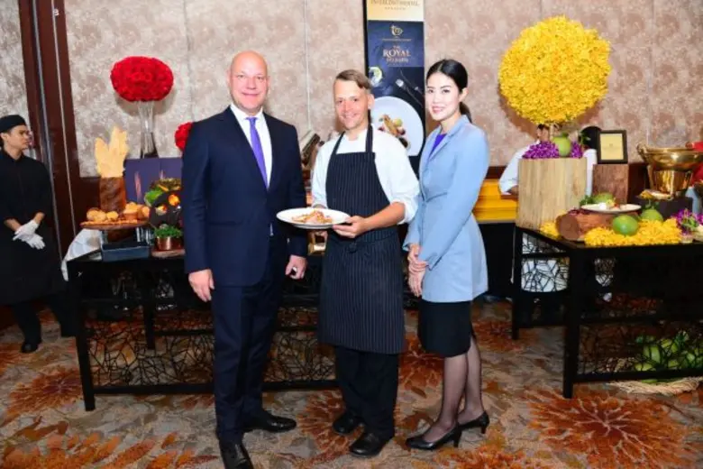 โรงแรมอินเตอร์คอนติเนนตัล กรุงเทพฯ ได้ร่ว...