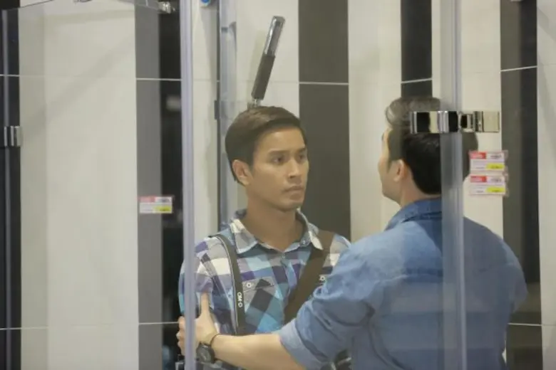 “โอ” เขินใกล้ชิด“บอม” หวั่นไหวนึกถึงความหลัง