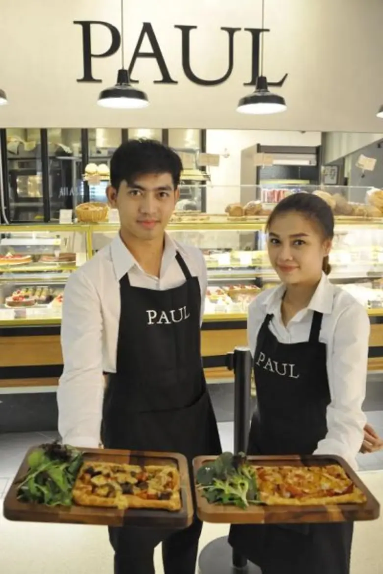 พอล "PAUL" เฟรนซ์เบเกอรี่ และเรสเตอร์รองร...