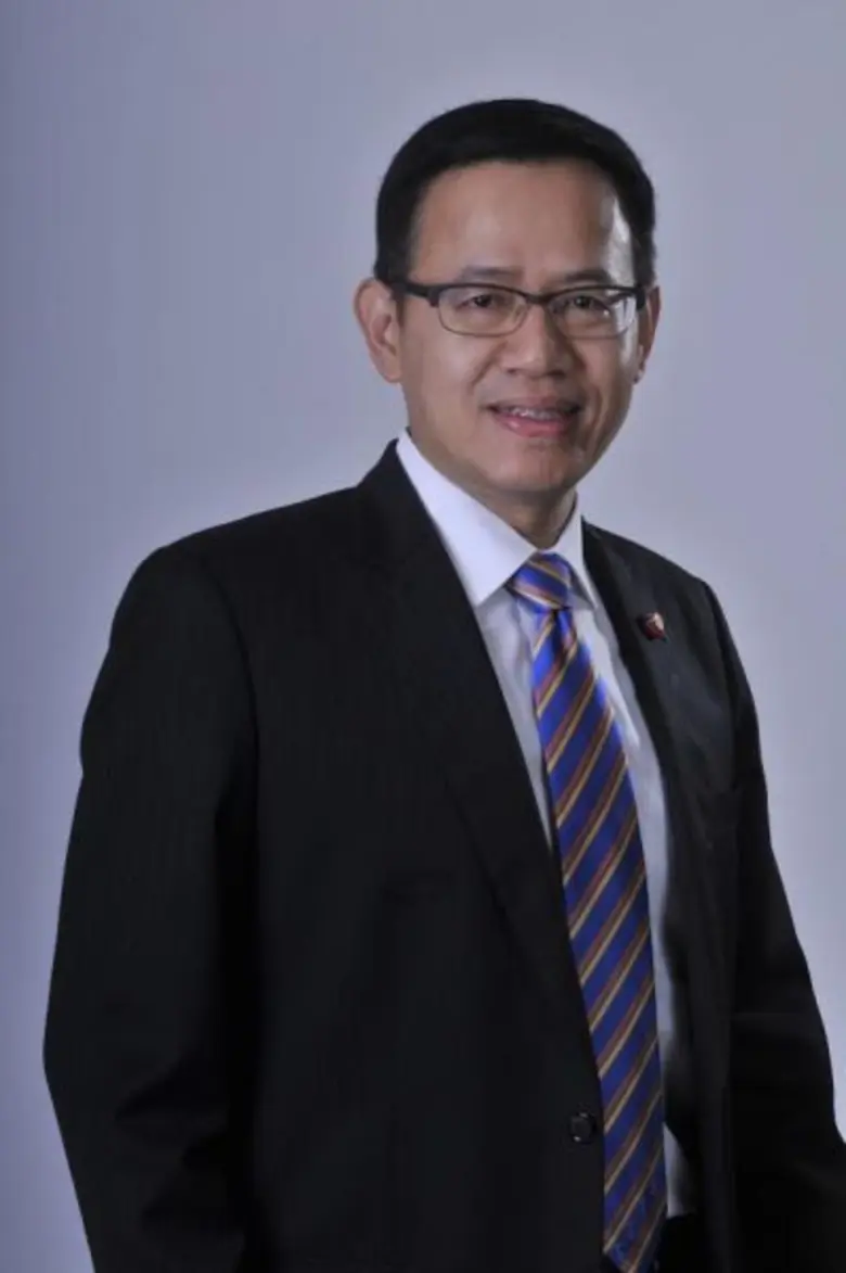 ดร.สุทธิพล ทวีชัยการ เลขาธิการคณะกรรมการก...