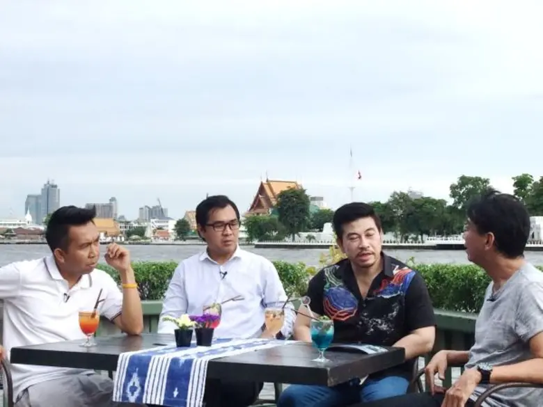 ทีวีไกด์: รายการ "ที่นี่หมอชิต" พักเบรกชีวิตกับสองนักคิดนักพูด อ.เชน จตุพล และ คุณทุเรียน - สุพจน์