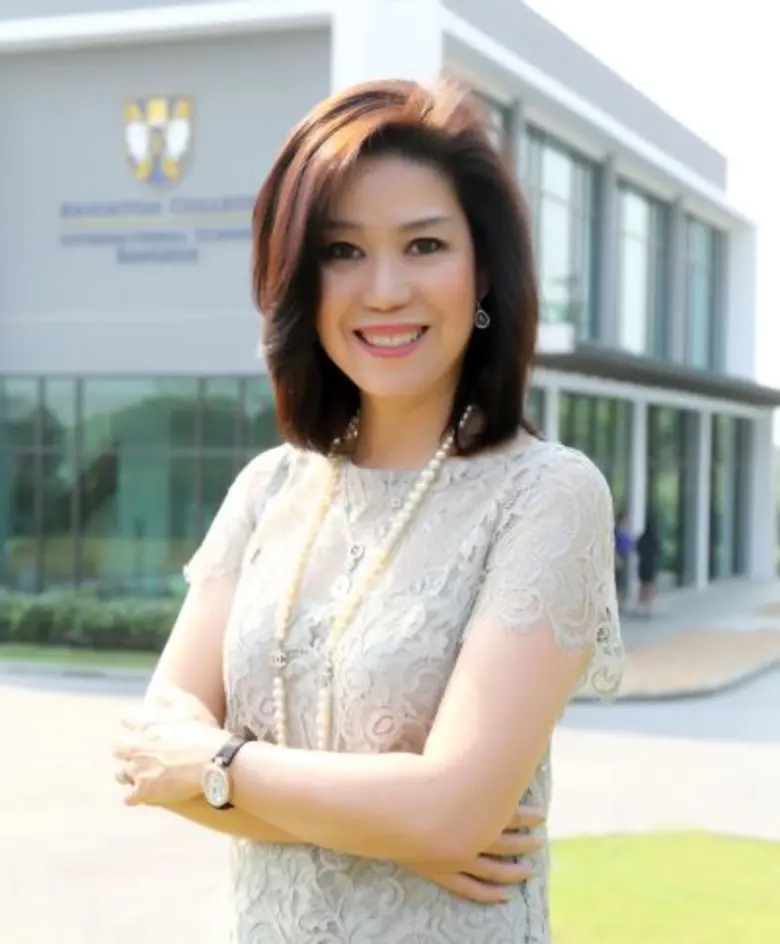 เรียกว่าเป็นสาวเวิร์คกิ้งวูแมนตัวจริง ล่า...