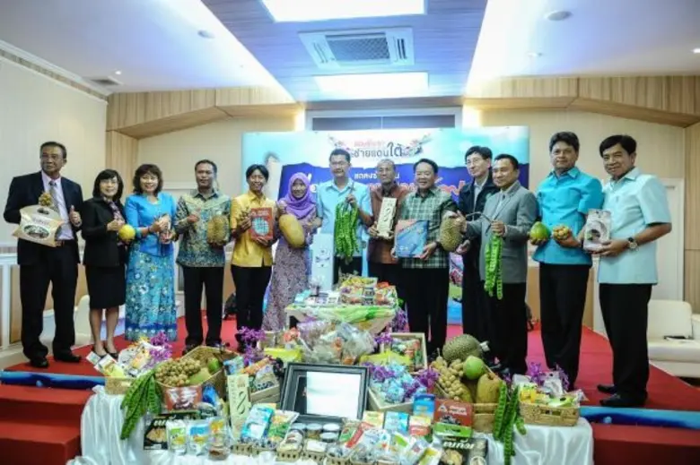 นายธีรภัทร ประยูรสิทธิ ปลัดกระทรวงเกษตรแล...