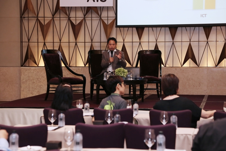 บมจ. เทเลอินโฟ มีเดีย จัดแสดงผลิตภัณฑ์ในงาน Intouch Group 2016 Half Year Analyst Meeting