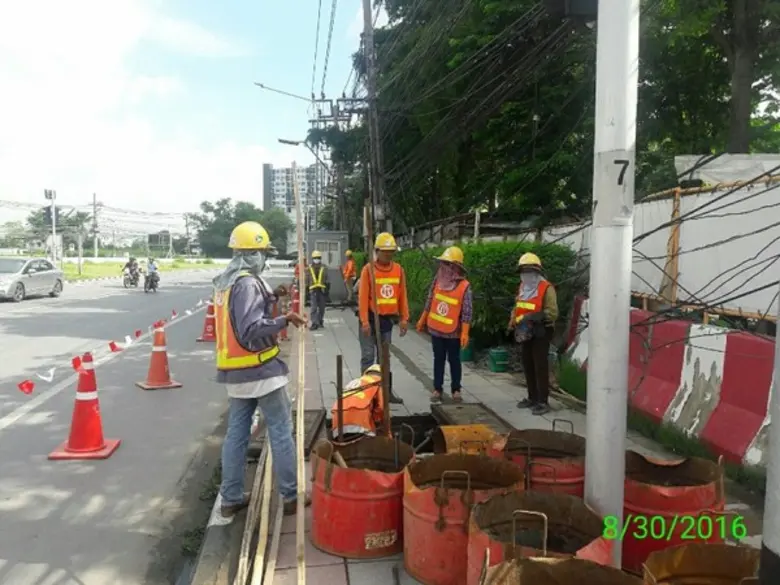 โครงการรถไฟฟ้าสายสีเขียว(เหนือ) ช่วงหมอชิต-สะพานใหม่-คูคต จัดกิจกรรม “ลอกท่อระบายน้ำเพื่อคนที่เรารัก”ตามแนวสายทางการก่อสร้างของโครงการฯ