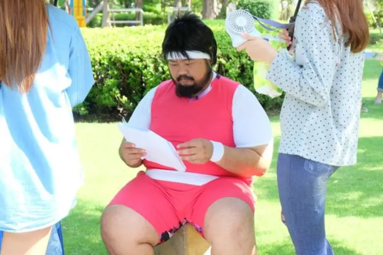 “ป๊อบ – ปองกูล” โดน ผู้กำกับ “อยากจะร้องดังดังเดอะซีรีส์” เล่นหนัก ออกปากจำไว้ลึกสุดใจ