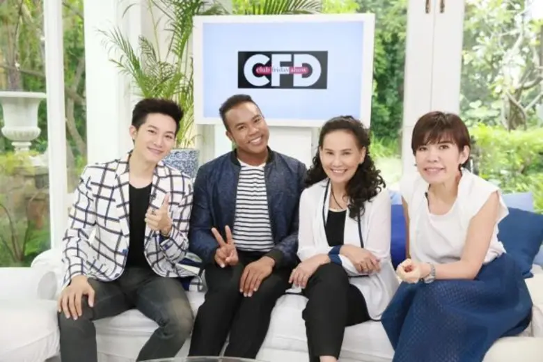 รายการ "คลับ ฟรายเดย์ โชว์ based on celeb...