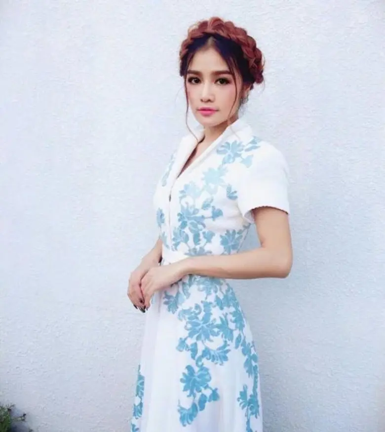 ความเชื่อที่ว่าการขอพรพระจันทร์หรือขอเงิน...