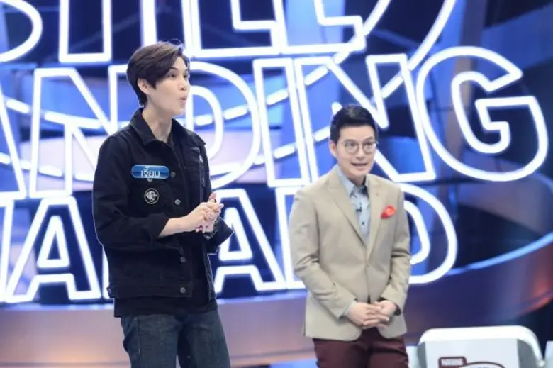 ทีวีไกด์: รายการ “ตกสิบหยิบล้าน STILL STANDING THAILAND” “เจี๊ยบ – ลลนา” ไม่อ่อนข้อ!! เผชิญหน้าแข่งควิซโชว์ครั้งแรก เตรียมล้มเวที งัด “ทับทิม – มัลลิกา”