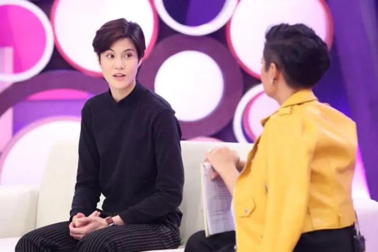 ทีวีไกด์: รายการ “น้ำผึ้งพระจันทร์” “เจี๊ยบ-ลลนา” ครั้งหนึ่งเคยช้ำหนัก เผยเรื่องอกหัก ถึงขั้นฟูมฟาย!!! ในรายการ “น้ำผึ้งพระจันทร์”