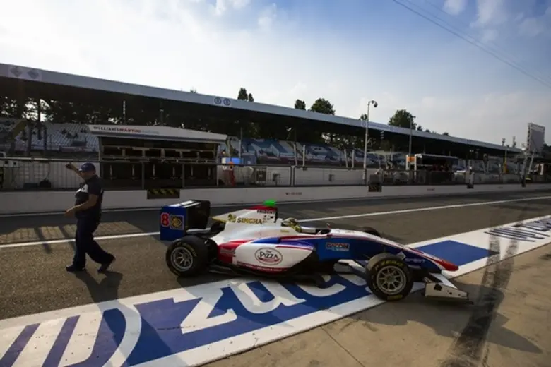 แซนดี้เวลาสวย แต่โชคยังไม่เข้าข้างที่มอนซ่า