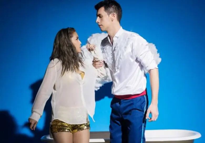 “แต๊งกิ้ว กามิกาเซ่” ปฏิวัติวงการเจ้าหญิงในเทพนิยาย เชิดใส่ผู้ชายมั่นหน้า!! ใน MV “อย่าเยอะ (FAKE)” สุดปัง!