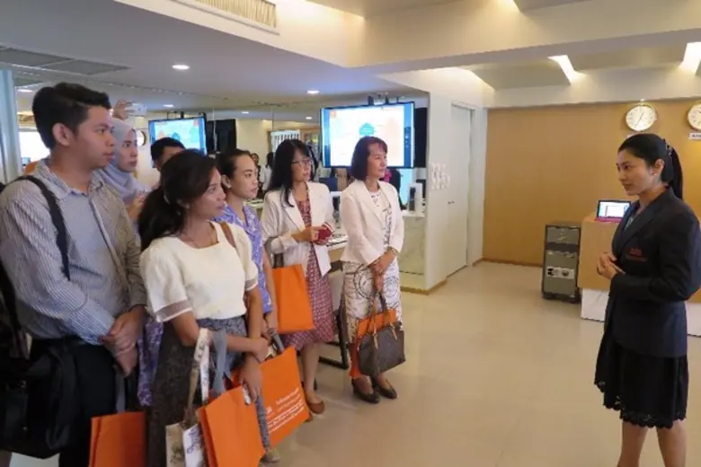 ครูแนะแนวทั่ว กทม. แห่ร่วมงานเปิดบ้าน โรงเรียนดุสิตธานีการโรงแรม