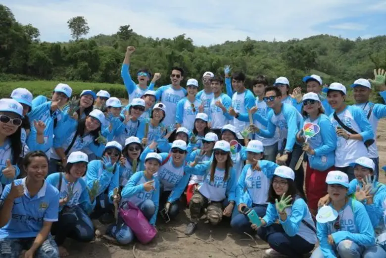 “บิ๊กเอ็ม-เซฟฟานี่” นำทีมนักแสดง ช่อง 7 สี ค่ายผู้ผลิต และตัวแทนคนในพื้นที่ ปลูกป่า 60 ไร่ ในกิจกรรม “ปันรัก คืนผืนป่า สู่ผืนดิน” โดยโครงการ 7 สีปันรักให้โลก