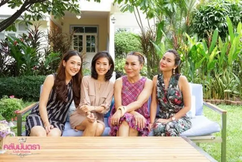 ทีวีไกด์: รายการ "คลับมันตรา" อดีตนางโชว์สาวประเภท 2 สู่คุณแม่เต็มตัว เดย์ ฟรีแมน!!