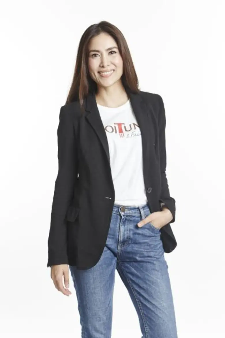 นางเอกตัวจริง เชอร์รี่ – เข็มอัปสร เลิฟกา...