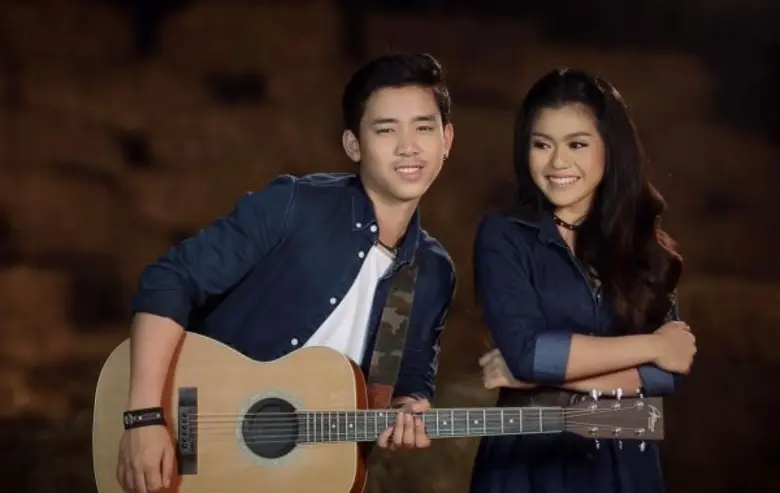 เบิ้ล ปทุมราช อาร์สยาม ควงคู่จิ้น ธัญญ่า อาร์สยาม โชว์หวานผ่านเอ็มวี คนดีพี่มาง้อ แฟนๆ สุดฟิน