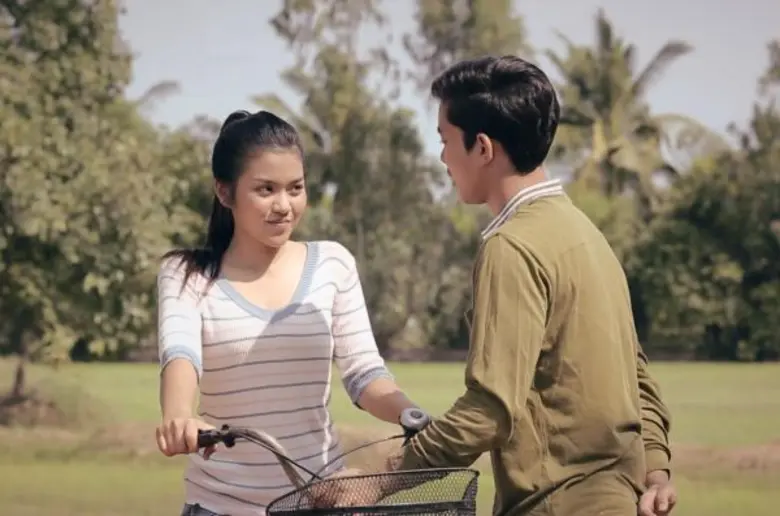 เบิ้ล ปทุมราช อาร์สยาม ควงคู่จิ้น ธัญญ่า อาร์สยาม โชว์หวานผ่านเอ็มวี คนดีพี่มาง้อ แฟนๆ สุดฟิน