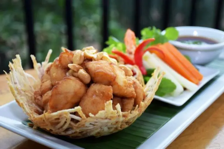 อร่อยเพื่อสุขภาพ สองเมนูเด็ดของห้องอาหารสายชลที่ไม่...