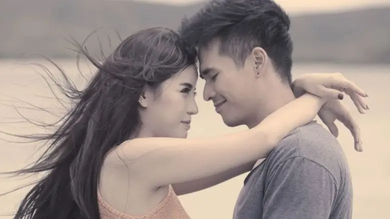 เดช อิสระ อาร์สยาม เปรียบความรักยากหยั่งถึง ผ่านเอมวีเพลง สะดือทะเล เตือนใจคนไม่ซื่อสัตย์