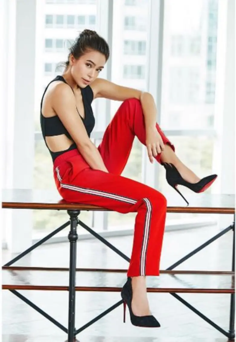 เทย่า ชวนฟิต เพื่อชาร์จคืนสิ่งดี ๆ ให้สังคม ในงาน “EMPIRE TOWER WE RUN 2016 WITH VIRGIN ACTIVE”