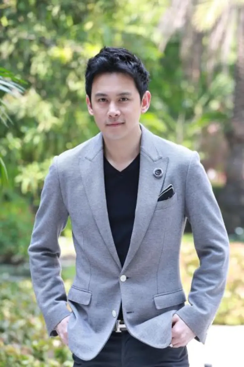 หวนกลับมารับละครในรอบหลายปีให้แฟนๆได้หายค...