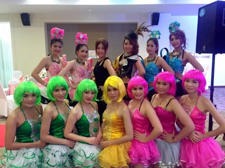 ศิริพร ตั้งธนศฤงคาร กรรมการบริหารฝ่ายการต...