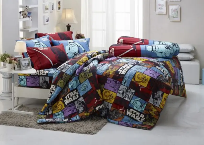 ชุดเครื่องนอนทิวลิปโดย บริษัท ทีแอลมาร์เก...