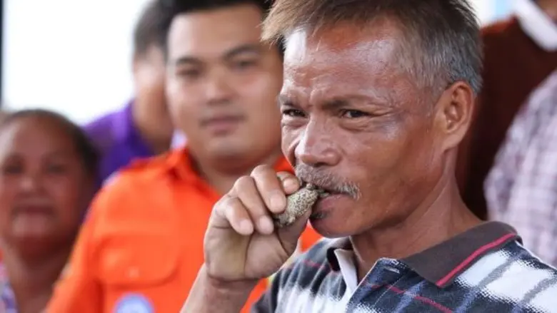 ทีวีไกด์: รายการ “อึ้งทึ่งเสียว กำลัง2” “กุ้ง สุธิราช” ตะลึง...คนโหดกินดิบ จับคางคกกินสด กัดจนตายคาปาก