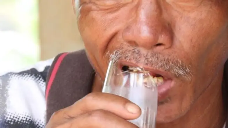 ทีวีไกด์: รายการ “อึ้งทึ่งเสียว กำลัง2” “กุ้ง สุธิราช” ตะลึง...คนโหดกินดิบ จับคางคกกินสด กัดจนตายคาปาก