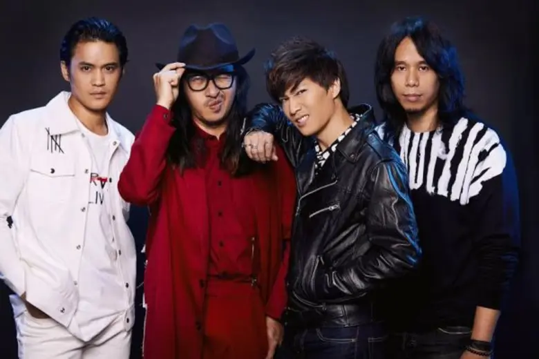 ถึงจะได้เจอะเจอตามงานคอนเสิร์ตมาตลอด แต่ว...