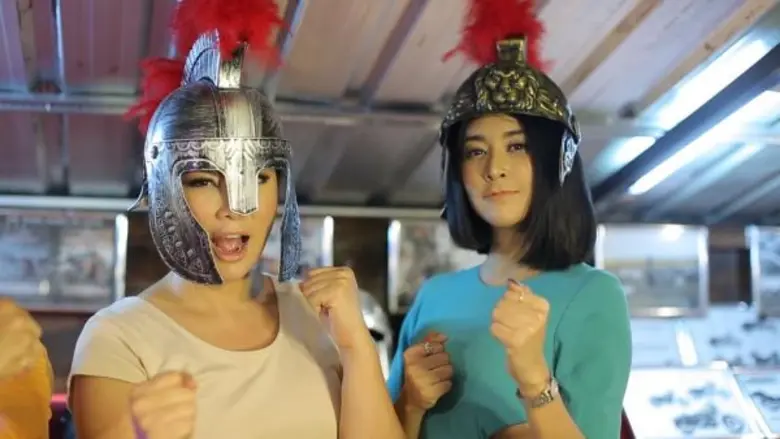 ทีวีไกด์: รายการ “ซุปตาร์ตลาดแตก” พ่อค้าใจสั่น “บุ๋ม ปนัดดา” โชว์ลีลาช่างสปาเล็บสุดแซ่บ ก่อนฝากวลีเด็ดให้ฮึดสู้ ถูกใจทั้งตลาด