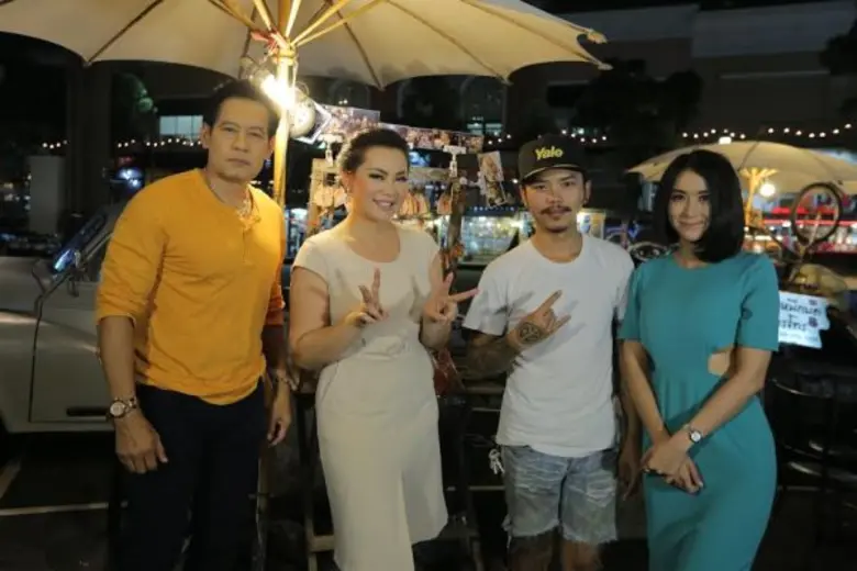 ทีวีไกด์: รายการ “ซุปตาร์ตลาดแตก” พ่อค้าใจสั่น “บุ๋ม ปนัดดา” โชว์ลีลาช่างสปาเล็บสุดแซ่บ ก่อนฝากวลีเด็ดให้ฮึดสู้ ถูกใจทั้งตลาด